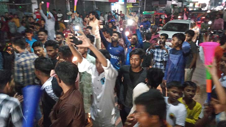 বরিশালের প্রথম জয়ে নগরীতে উল্লাস