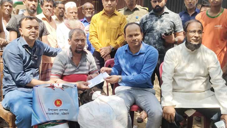 বাড়ি ফিরল দুবাই ফেরত সাতকানিয়ার নুরুল আমিন