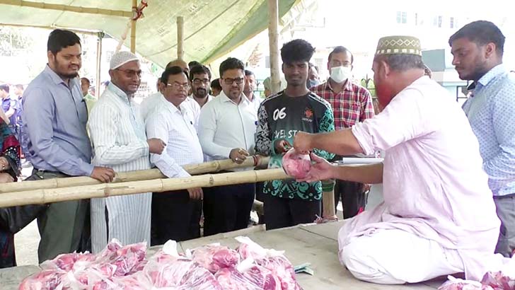 গরুর মাংস ৫৫০, ডিমের ডজন ১০০ টাকা