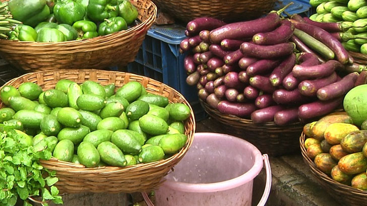 পঞ্চগড়ে বেগুনের কেজি ৫ টাকা