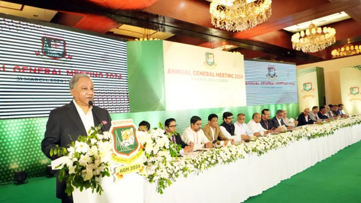 ‘কোচরা যদি কর্মকর্তাদের বলে আপনারা কারা? এগুলো দেখার দরকার আছে’ 