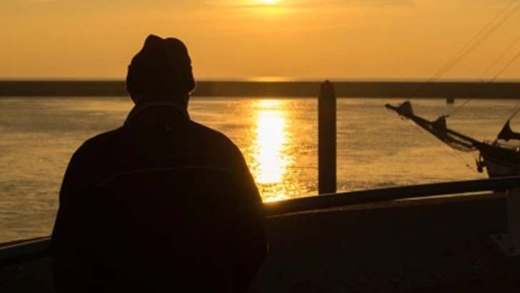 চলার শেষ কোন সাগরে, ঠিকানা তো জানা নেই