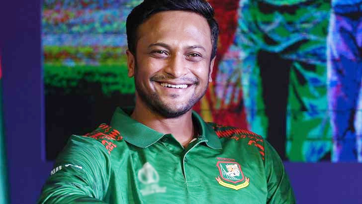 সমালোচনার মুখে সাকিব আল হাসান বললেন ‘হাসি পায়’