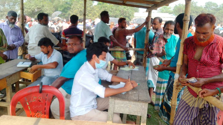 কাপাসিয়ায় ইজারার শর্ত ভেঙে খাজনা আদায়ের অভিযোগ