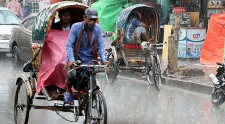 হালকা বৃষ্টি-বাতাসে রাজধানীতে স্বস্তি