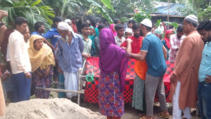 র‌্যাব হেফাজতে মৃত সুরাইয়ার দাফন, লাশ দেখা হলো না ছেলের