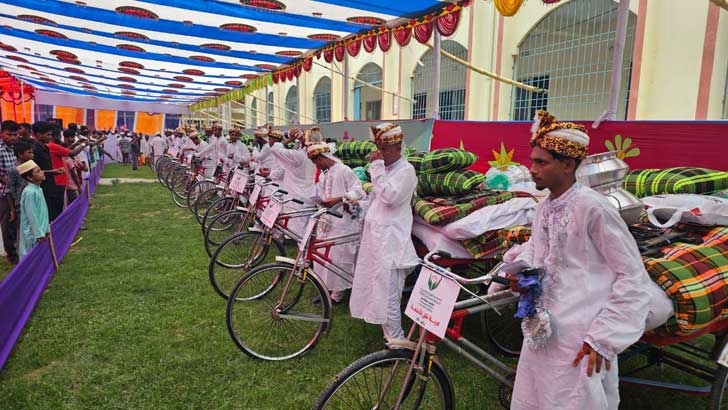 যশোরে ৫০ জোড়া তরুণ তরুণীর যৌতুকহীন বিয়ে