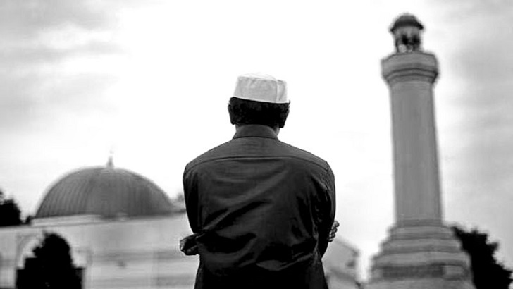 মুমিনের সংকট আল্লাহর পরীক্ষা