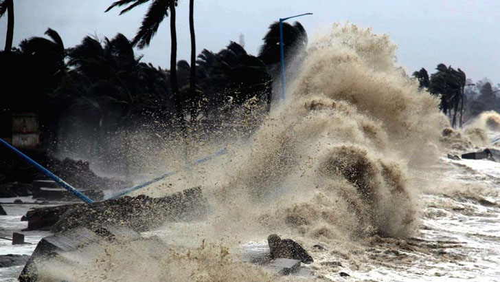 রোববার উপকূলে আঘাত হানতে পারে ‘রেমাল’
