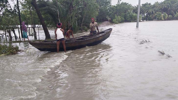 হাতিয়ার নিঝুমদ্বীপ প্লাবিত, ৫০ হাজার মানুষ পানিবন্দি