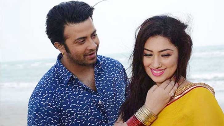 ‘আমিই প্রথম সন্তান উপহার দিয়েছি’