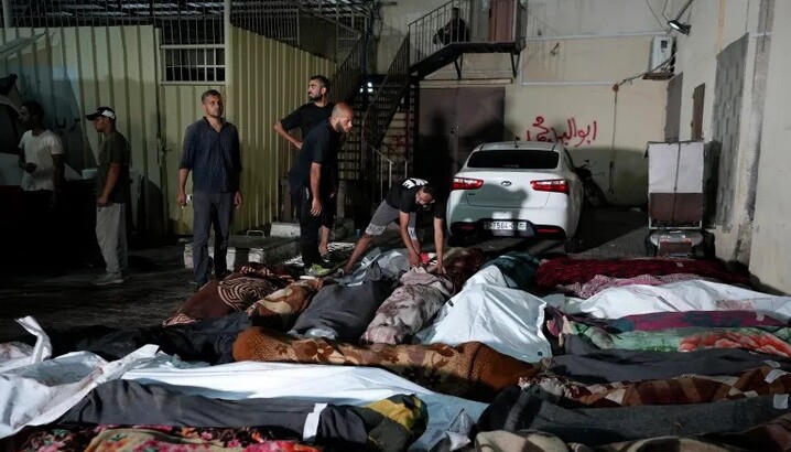 গাজায় জাতিসংঘের স্কুলে ইসরাইলের বিমান হামলা, নিহত ৩২