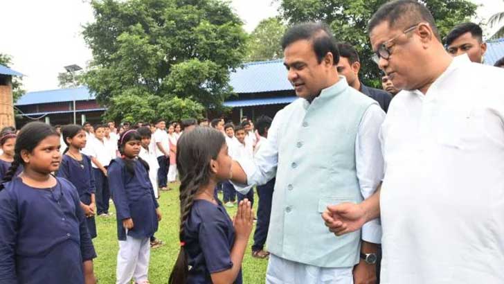 ভারতে স্নাতকোত্তর পর্যন্ত পড়ালেখার খরচ পাবেন ছাত্রীরা