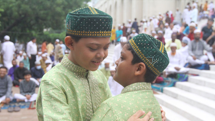 বায়তুল মুকাররমে ঈদুল আজহার ৫ জামাত অনুষ্ঠিত 