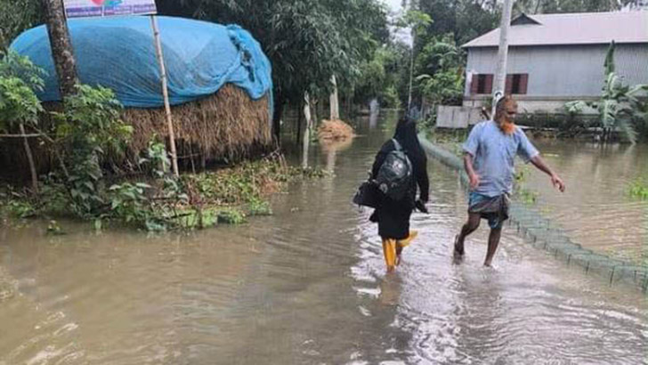 রৌমারীতে বন্যা পরিস্থিতির চরম অবনতি, পৌঁছাচ্ছে না ত্রাণ