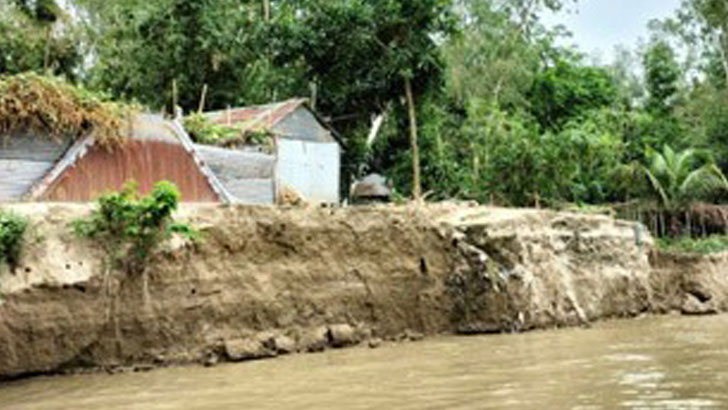 যমুনায় পানি বৃদ্ধি, জনমনে আতঙ্ক