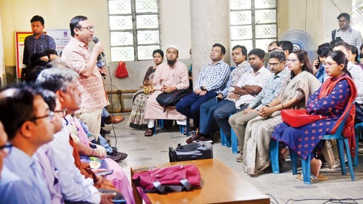 সরকারকে অবশ্যই আলোচনায় বসতে হবে: ড. নিজামুল হক ভূঁইয়া