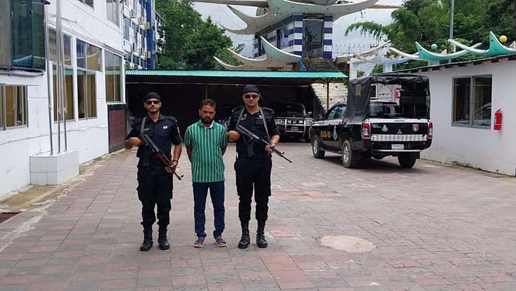 প্রেমিকার আপত্তিকর ছবি-ভিডিও ফেরত না পেয়ে বন্ধুকে খুন