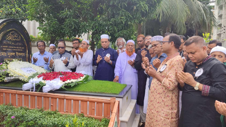 মৃত্যুবার্ষিকীতে স্বপ্নদ্রষ্টার প্রতি শ্রদ্ধা নিবেদনসহ নানা আয়োজন