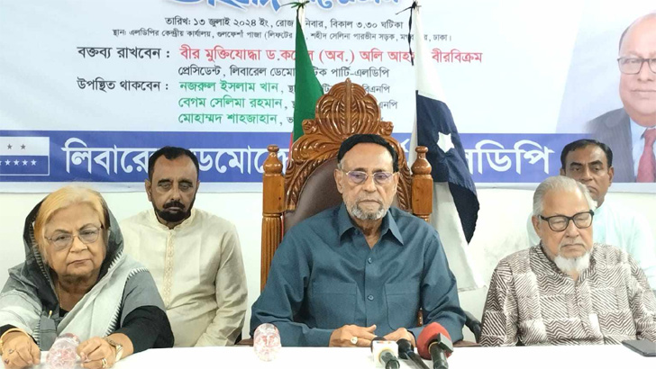 ‘আ.লীগ সরকারকে ভারত-চীন খালি হাতে ফিরিয়ে দিয়েছে’