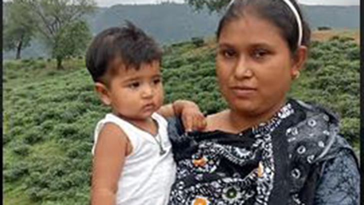 নেশার টাকা না দেওয়ায় স্ত্রীকে কুপিয়ে হত্যা