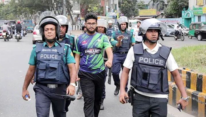 শিক্ষার্থীদের বিক্ষোভের চেষ্টায় পুলিশি বাধা