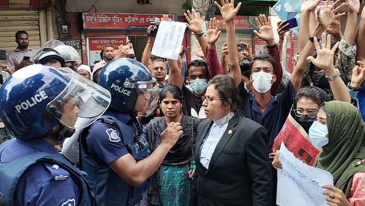 নরসিংদীতে ‘মার্চ ফর জাস্টিস কর্মসূচি’ পালনে পুলিশের বাধা