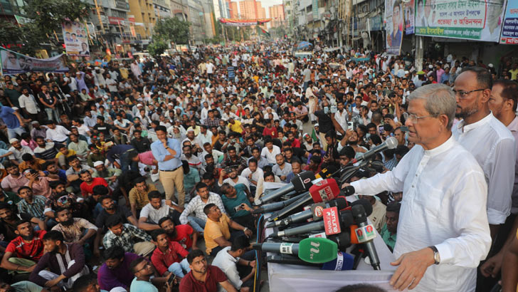 চক্রান্তকারীরা সরকারে বসে আছে, অবিলম্বে বের করুন: মির্জা ফখরুল