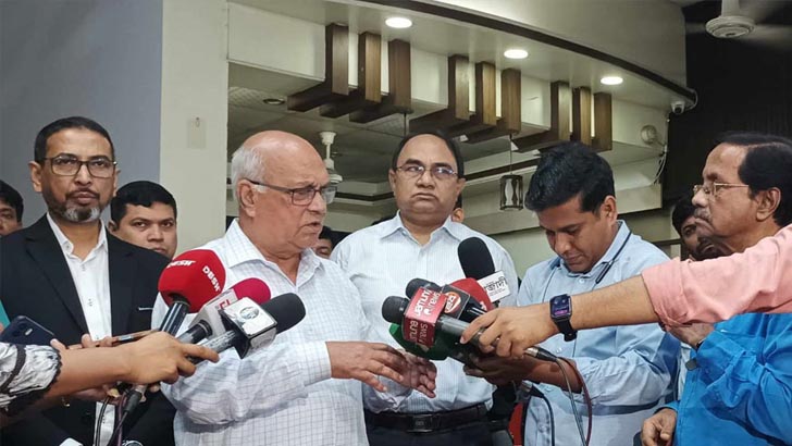 ভুয়া মুক্তিযোদ্ধাদের শাস্তি পেতে হবে: উপদেষ্টা ফারুক-ই-আজম