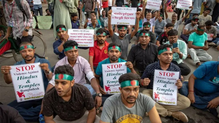 বাংলাদেশে হামলার ভুয়া খবর ছড়াচ্ছে উগ্র ডানপন্থিরা