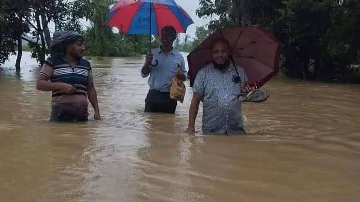 বন্যাদুর্গত এলাকায় ফ্রি মিনিট-ইন্টারনেট ঘোষণা