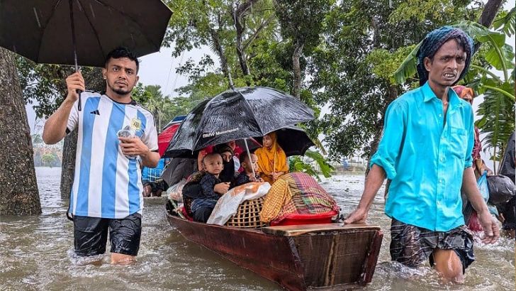 বন্যাদুর্গতদের পাশে দাড়াতে প্রধান উপদেষ্টার ত্রাণ ও কল্যাণ তহবিল গঠন