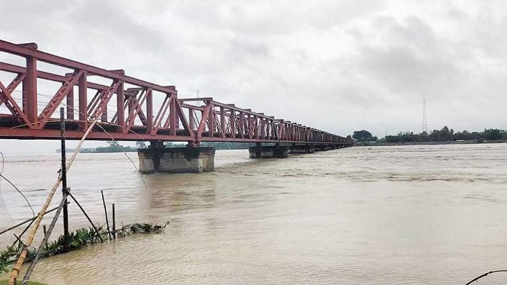 ভারতে বাঁধ ভেঙে পড়ায় তিস্তাপারে বন্যা আতঙ্ক