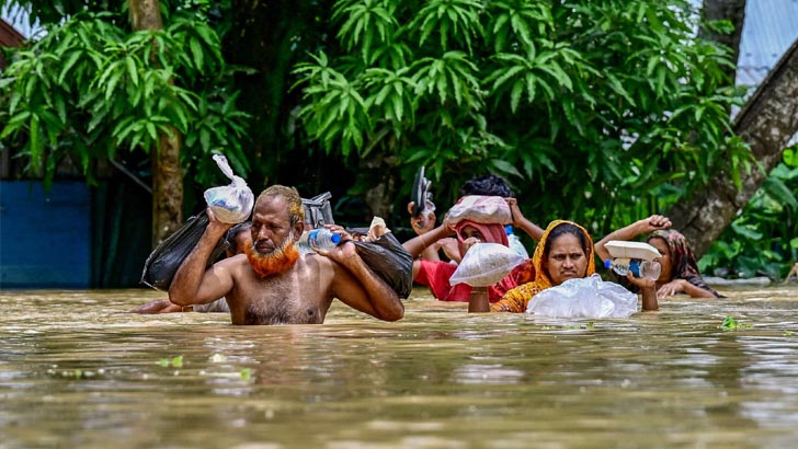 বন্যায় ১১ জেলার সাড়ে ১০ লাখ মানুষ পানিবন্দি