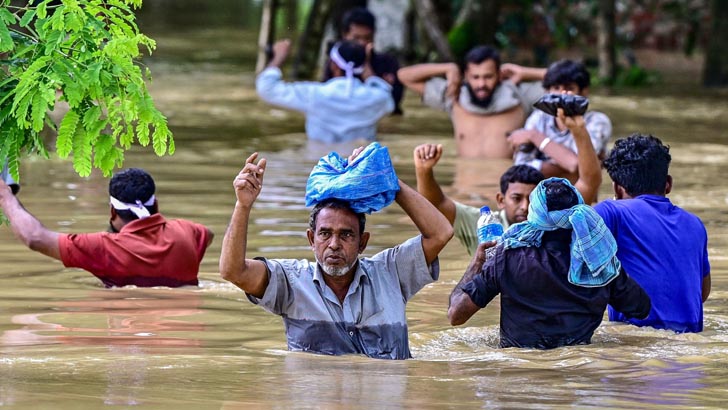 বন্যাদুর্গতদের জাকাতের টাকা দেওয়া যাবে?