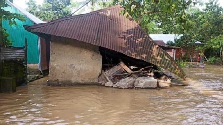 বন্যাদুর্গতের পাশে দাঁড়ানো মুমিনের কর্তব্য