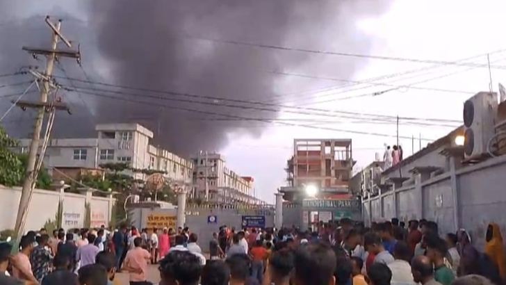 প্রাণ আরএফএল গ্রুপের ইন্ডাস্ট্রিয়াল পার্কে অগ্নিকাণ্ড 