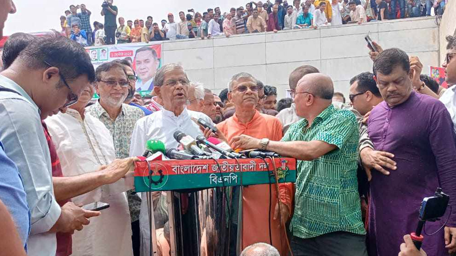 প্রতিষ্ঠাবার্ষিকীতে গণতন্ত্র সুপ্রতিষ্ঠা করার শপথ বিএনপির