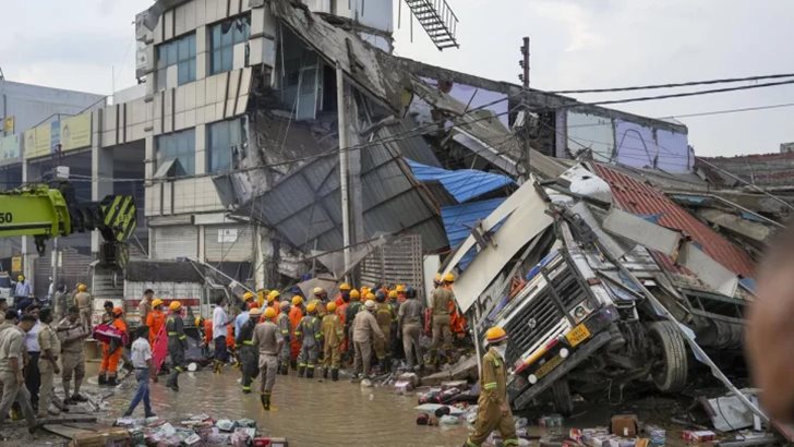 উত্তরপ্রদেশে ভবন ধসে নিহত ৮