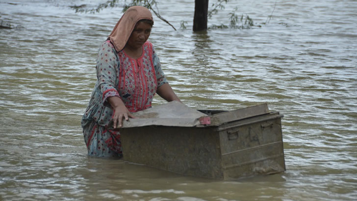 পাকিস্তানে ভারি বর্ষণে নিহত বেড়ে ৩৪১