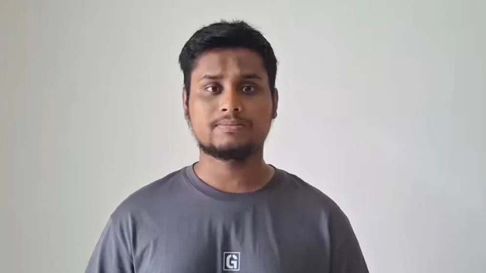 শ্রমিক লীগ সভাপতির বাড়িতে সমন্বয়ক হাসনাত, আলোচনার ঝড়