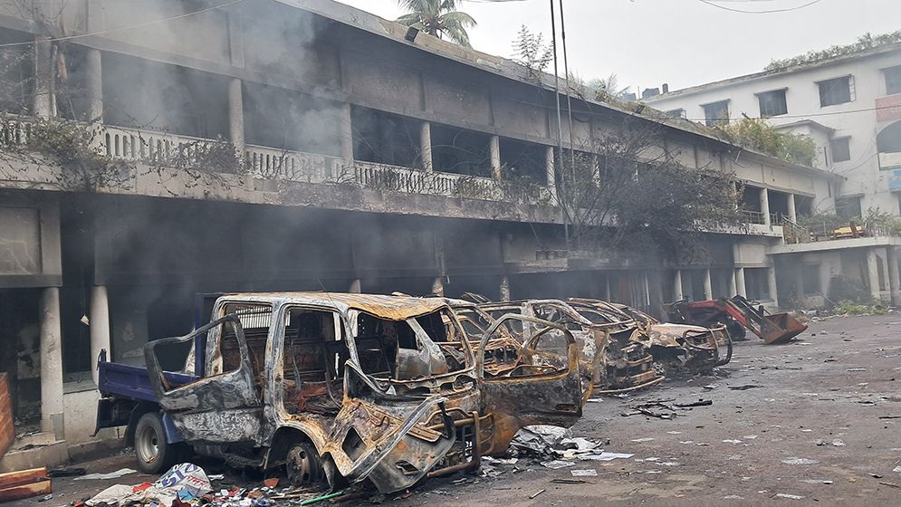 ফেনী পৌরসভায় অগ্নিসংযোগ অজ্ঞাত ৫ হাজার আসামি করে মামলা