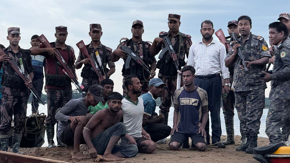 জাদুকাটা নদীতে বালু উত্তোলন, তাহিরপুরে ২৫ জনের সাজা