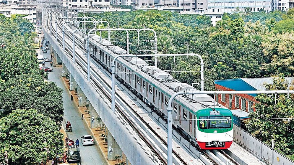 এখন থেকে শুক্রবারও চলবে মেট্রোরেল