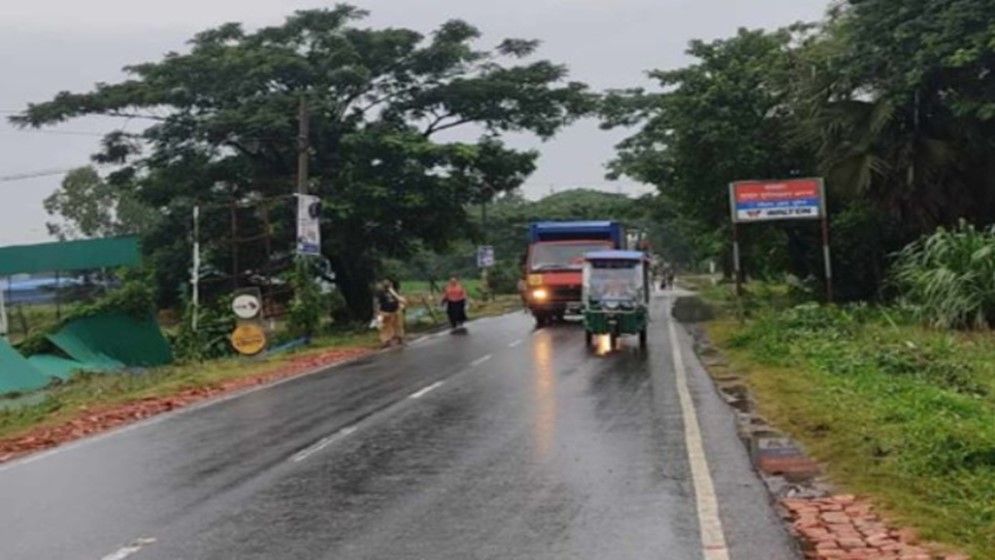 কক্সবাজার হাইওয়েতে ৫ হাজার পিস ইয়াবা জব্দ