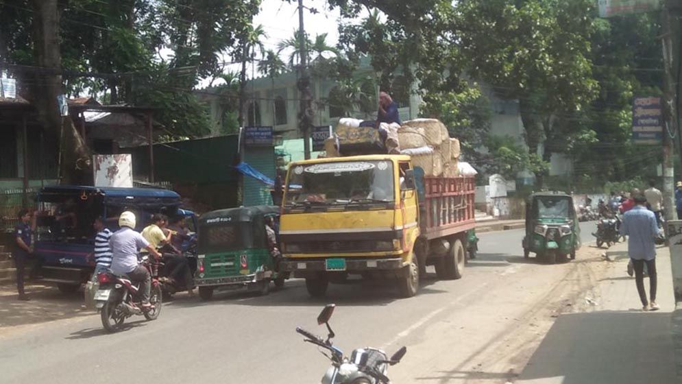 স্বাভাবিক হচ্ছে রাঙামাটি, জনমনে স্বস্তি