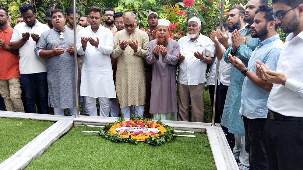 ১৩ বছর পর দেশে ফিরলেন মৌলভীবাজার বিএনপির উপদেষ্টা শরিফুল