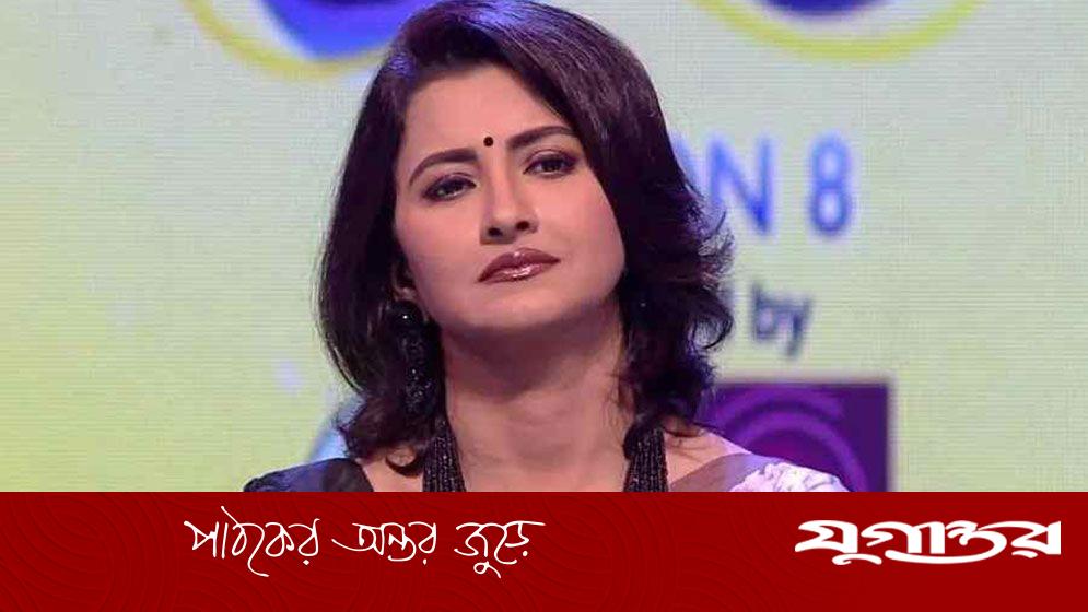 ‘কুইন্টাল কুইন্টাল পানি’ মন্তব্য নিয়ে রচনাকে খোঁচা
