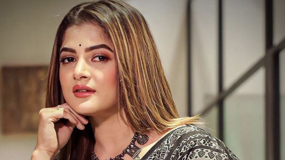 ‘বিয়ে দিয়ে দেবে নাকি’, বাড়িতে অতিথিদের ভিড়ে চিন্তায় শ্রাবন্তী