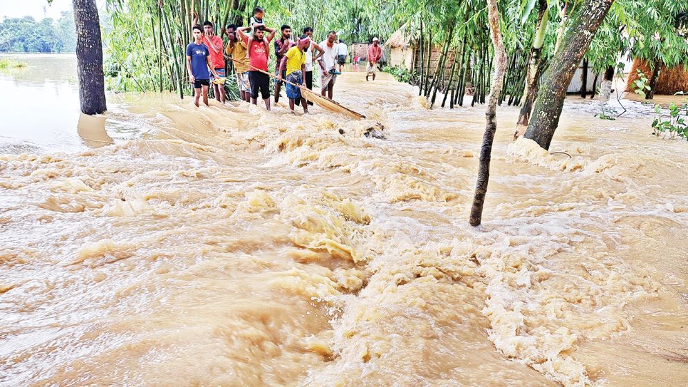 নতুন নতুন এলাকা প্লাবিত